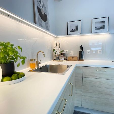 M-Style 04 Apartment Mit Balkon Und Gasgrill, 24H Self-Check-In, Free Parking, Netflix Nuremberg Ngoại thất bức ảnh