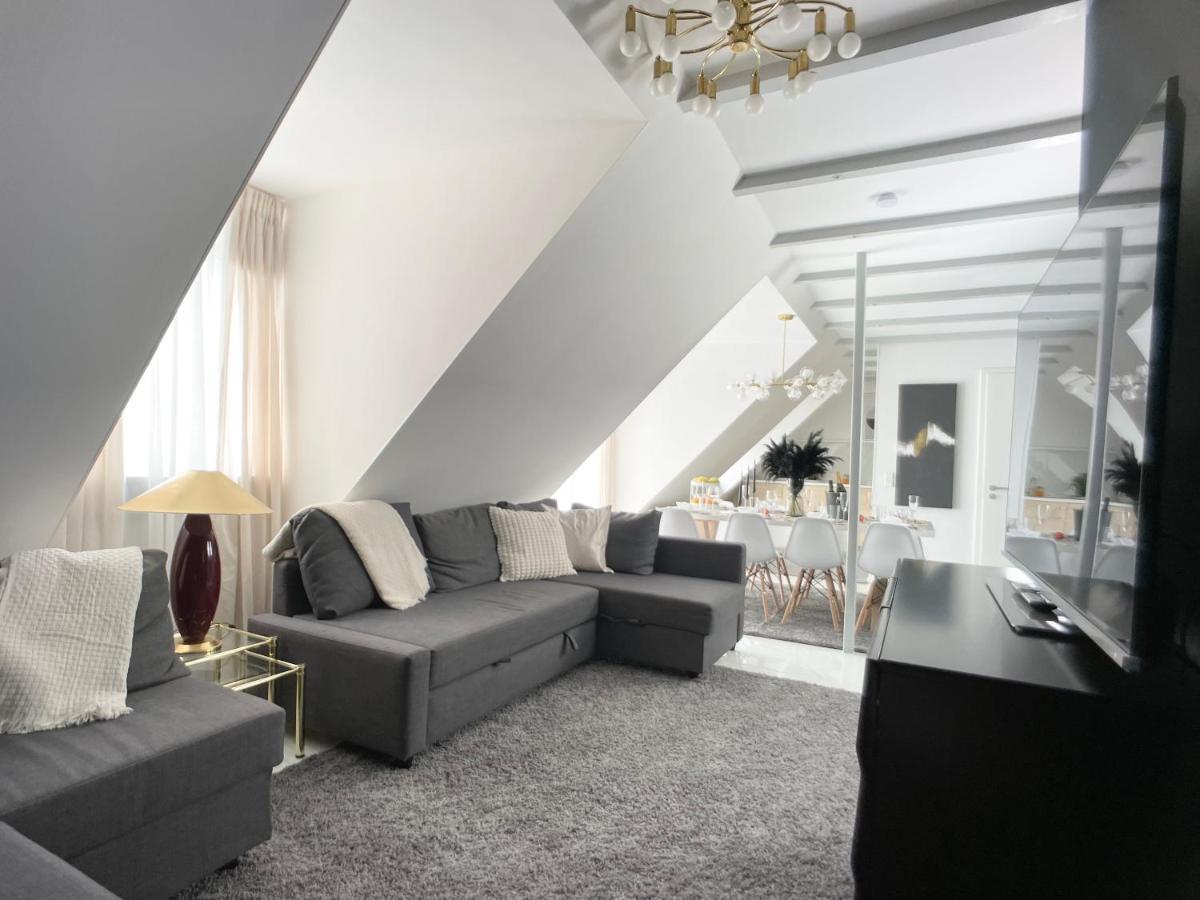 M-Style 04 Apartment Mit Balkon Und Gasgrill, 24H Self-Check-In, Free Parking, Netflix Nuremberg Ngoại thất bức ảnh