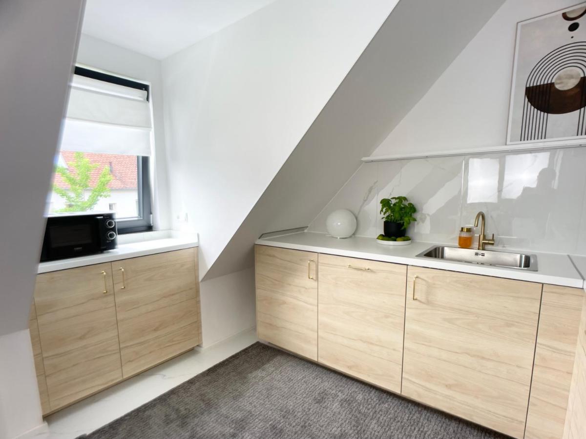M-Style 04 Apartment Mit Balkon Und Gasgrill, 24H Self-Check-In, Free Parking, Netflix Nuremberg Ngoại thất bức ảnh